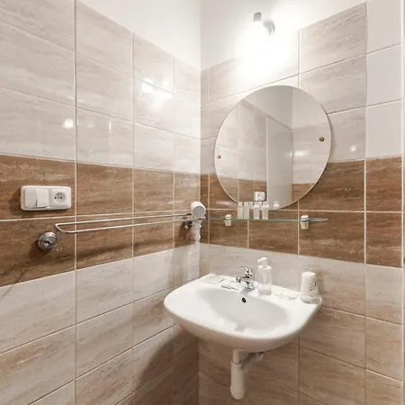 Koruna Hotel 3*