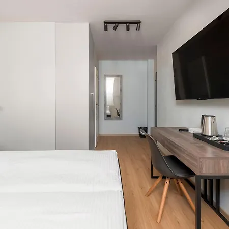 Koruna Hotel 3*