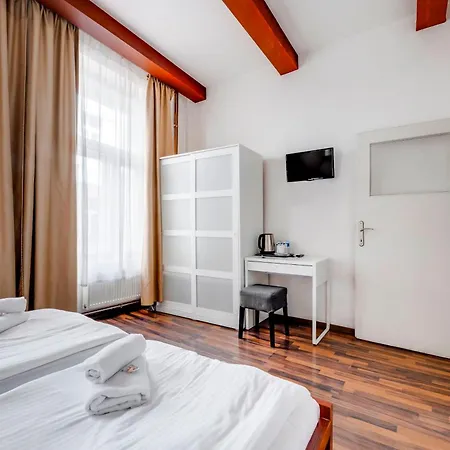 Hotel Koruna 3*