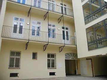 Отель Koruna Прага