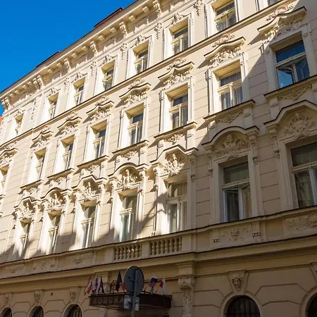 Отель Koruna Прага